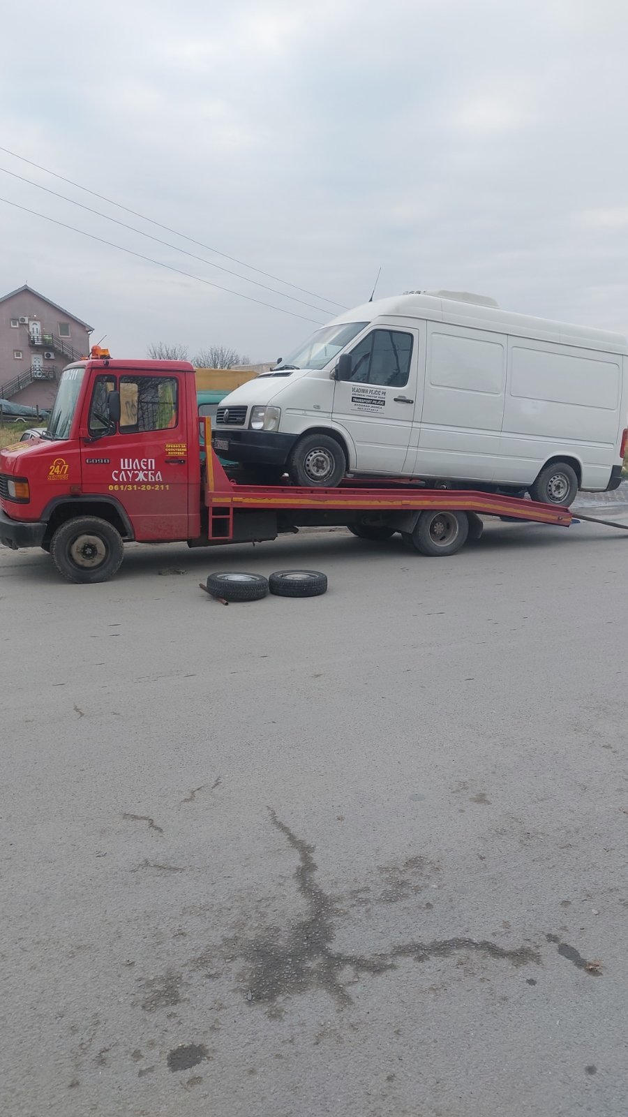 Šlep služba Vlada - utovar havarisanog vozila